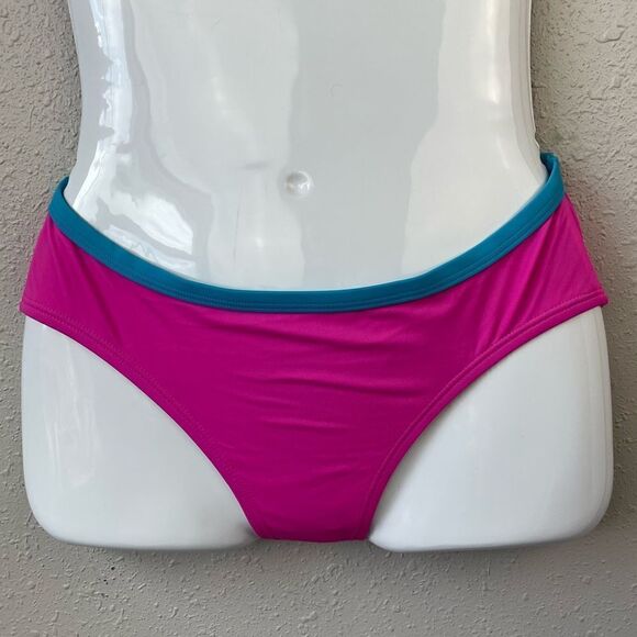 NWOT Nike Swim Bottoms Size YL - Picture 1 of 3